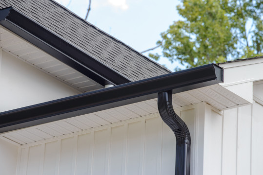 K-Style Black Rain Gutter